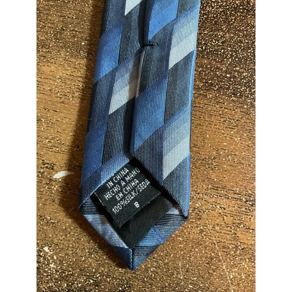 Men's Dockers Blue‎ Silver Necktie 100% Silk